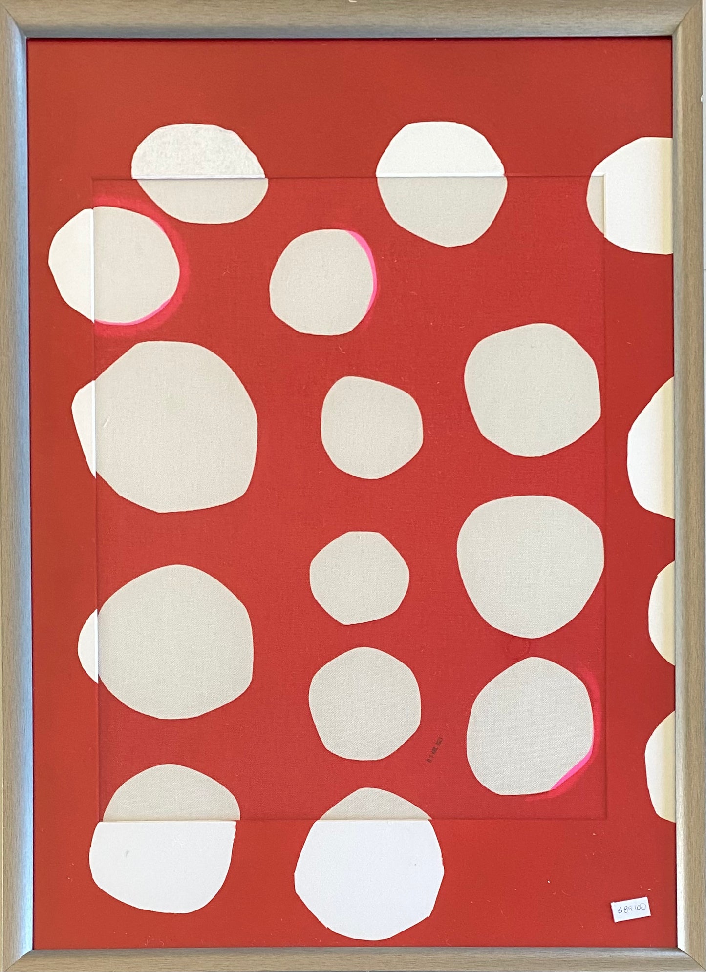 PUNTOS BLANCOS EN ROJO